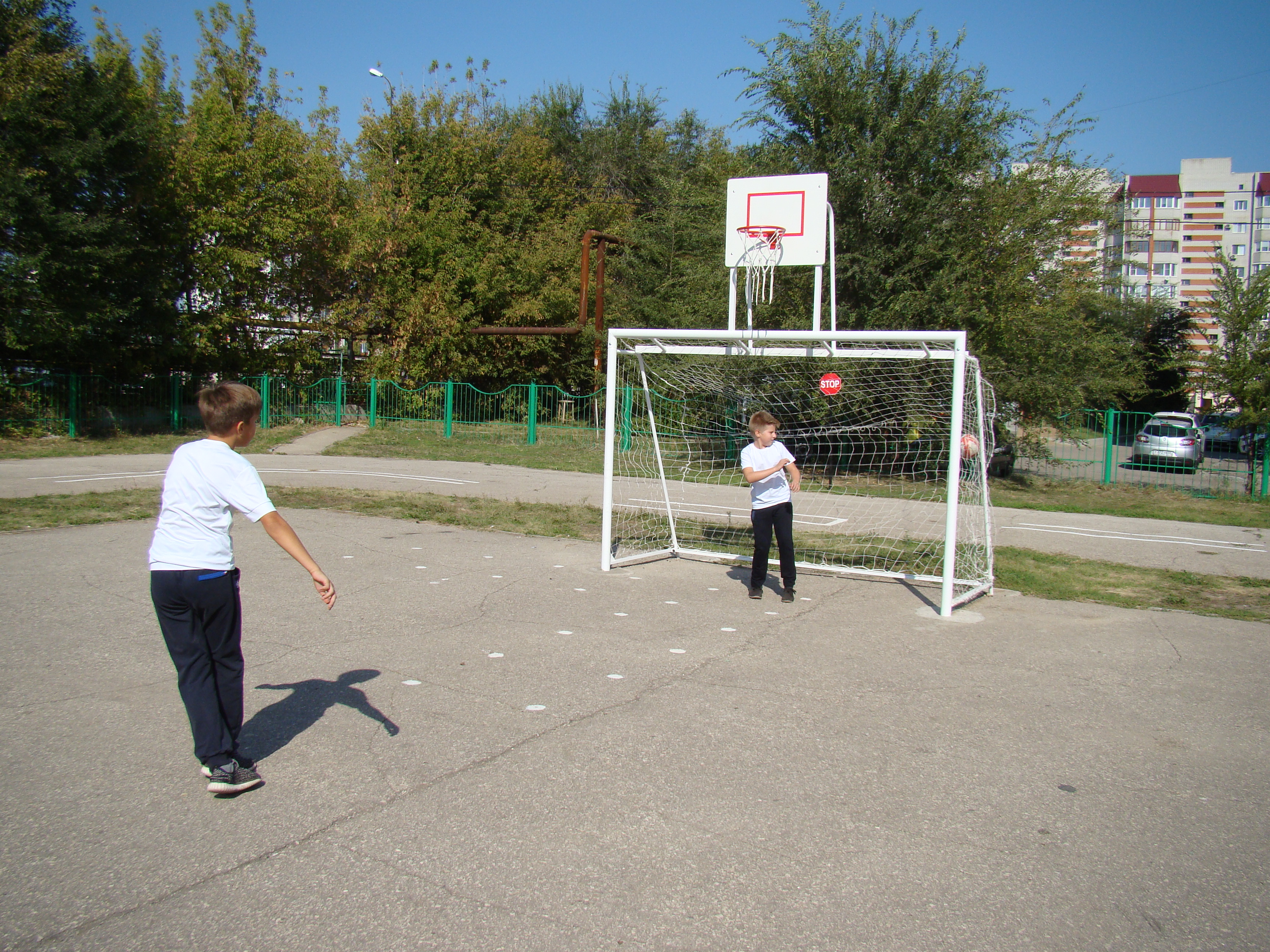 Спортивная площадка