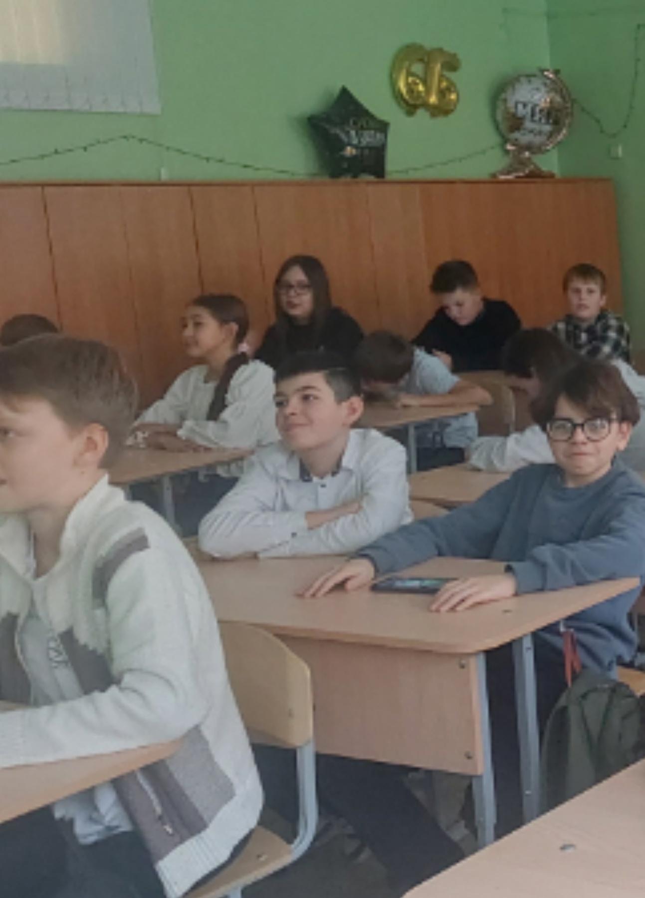 Киноурок «Волшебники» в 6 «б» классе.