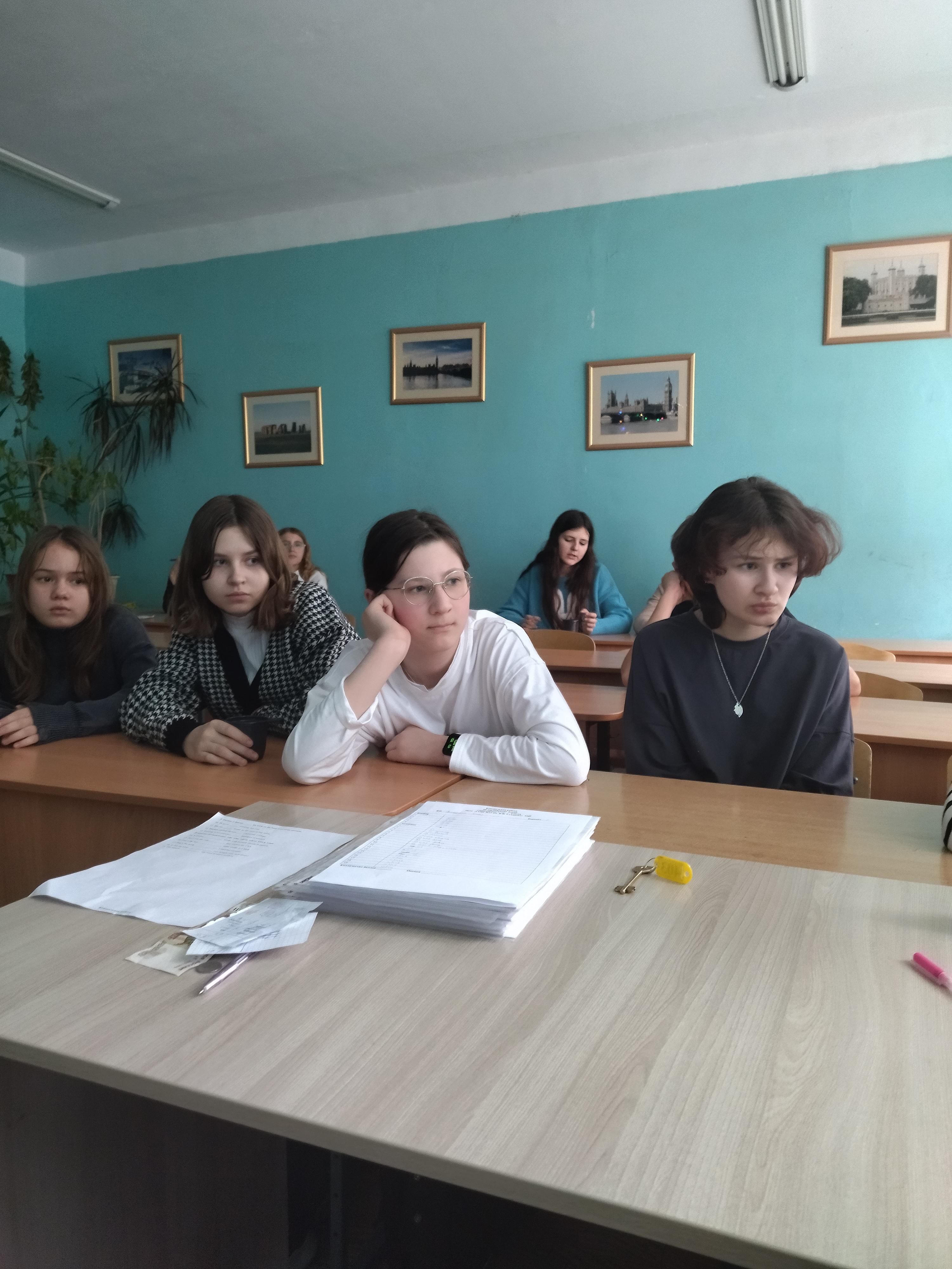 Киноурок «Отыщи мое сердце» в 6 «г» классе.