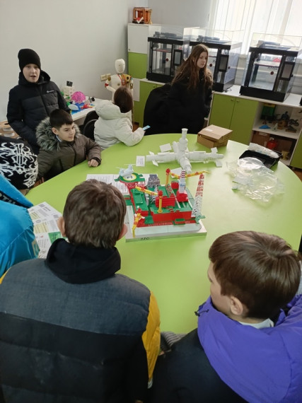 Экскурсия в Энгельсском промышленно-экономическом колледже.
